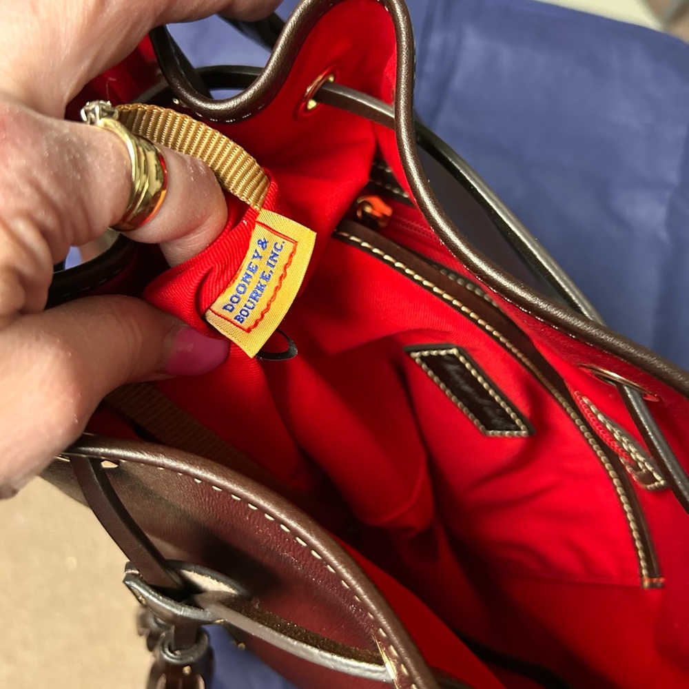 Dooney & Bourke Pebble Grain Tasha Drawstring Bordeaux Color Shoulder Bag - Picture 11 of 12